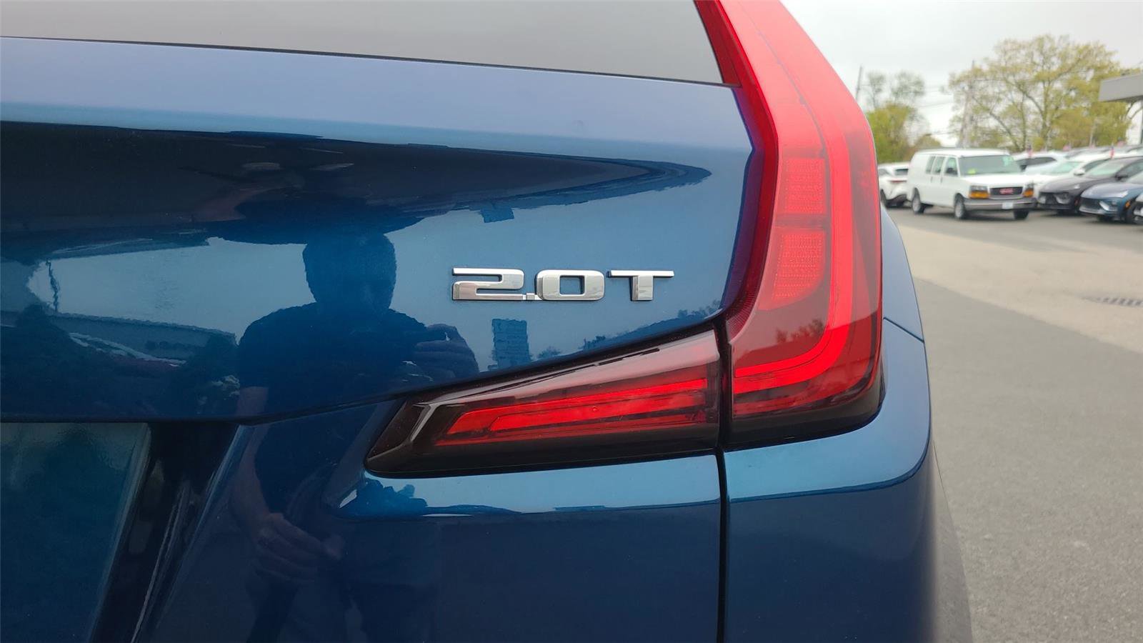 Used 2019 Cadillac XT4 Premium Luxury AWD/4WD image 8