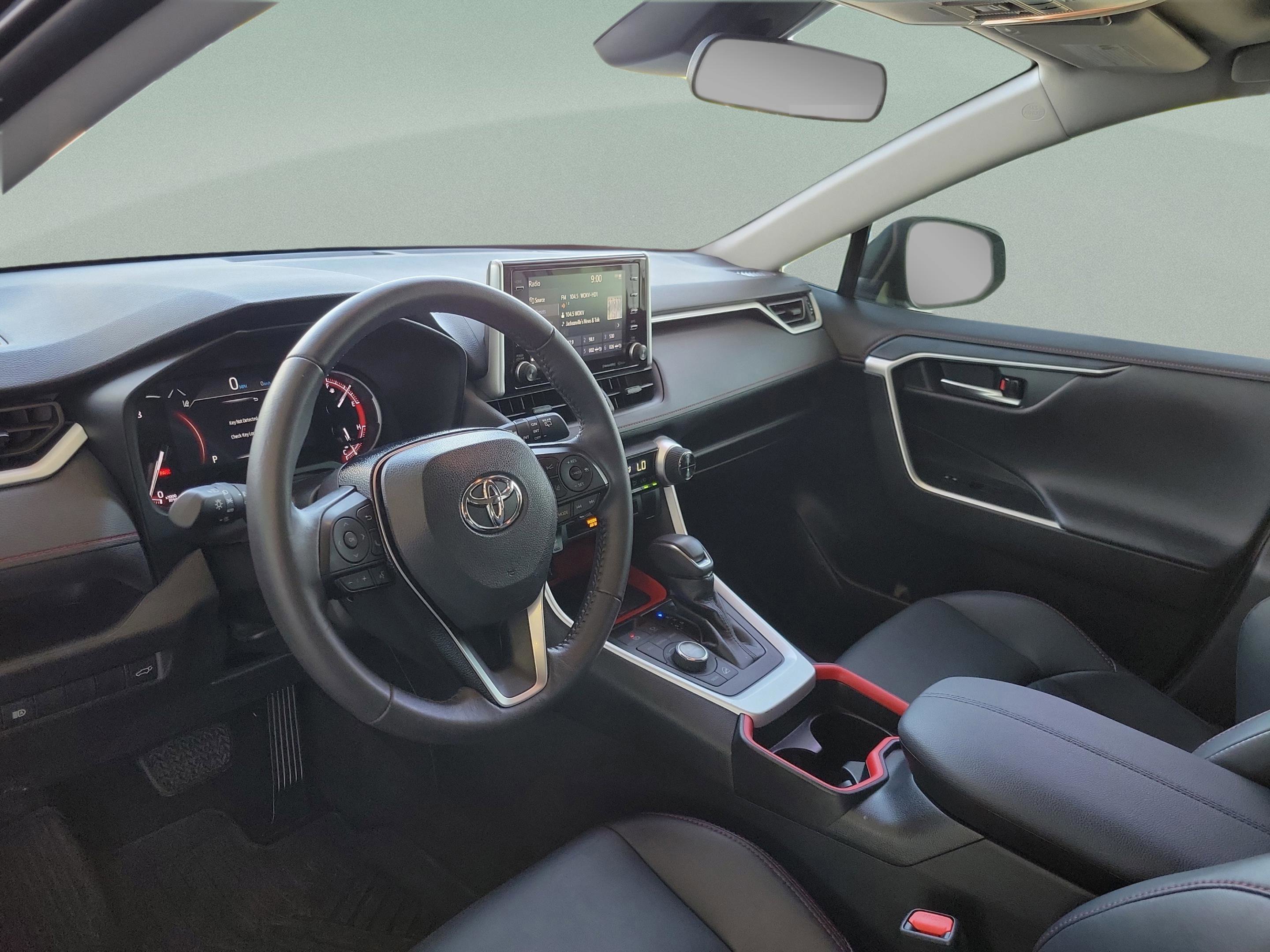 Certified 2021 Toyota RAV4 TRD Off-Road image 27