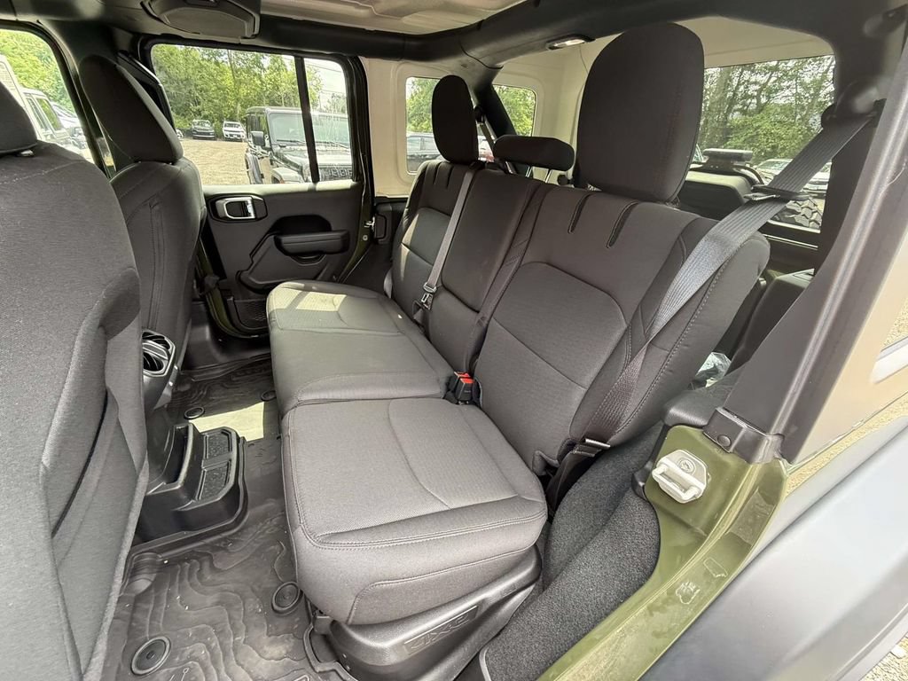 New 2023 Jeep Wrangler Unlimited w/ Cold Weather Group AWD/4WD image 13