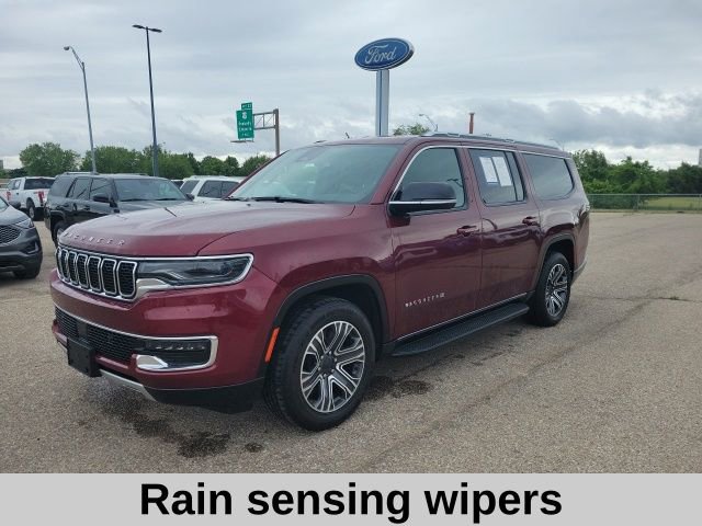 Used 2024 Jeep Wagoneer L Series II w/ Flexible Seating Group AWD/4WD image 20