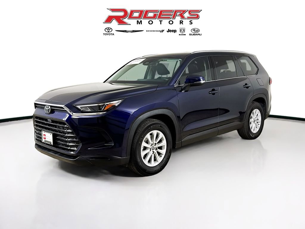 Certified 2024 Toyota Grand Highlander XLE image 8