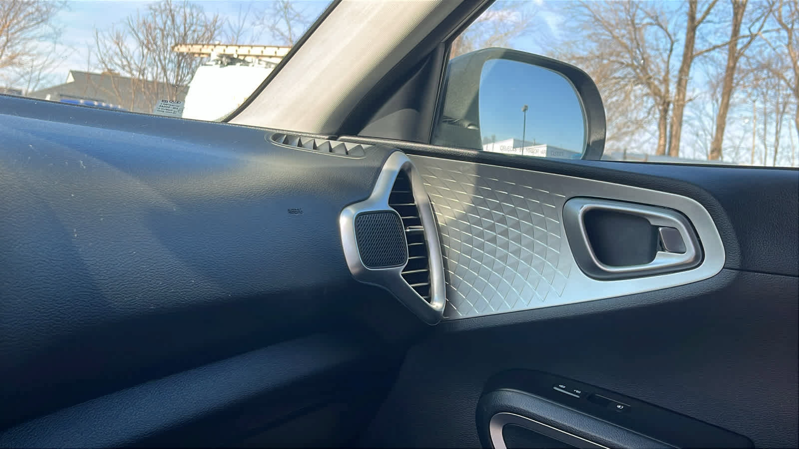 Used 2020 Kia Soul LX FWD image 18