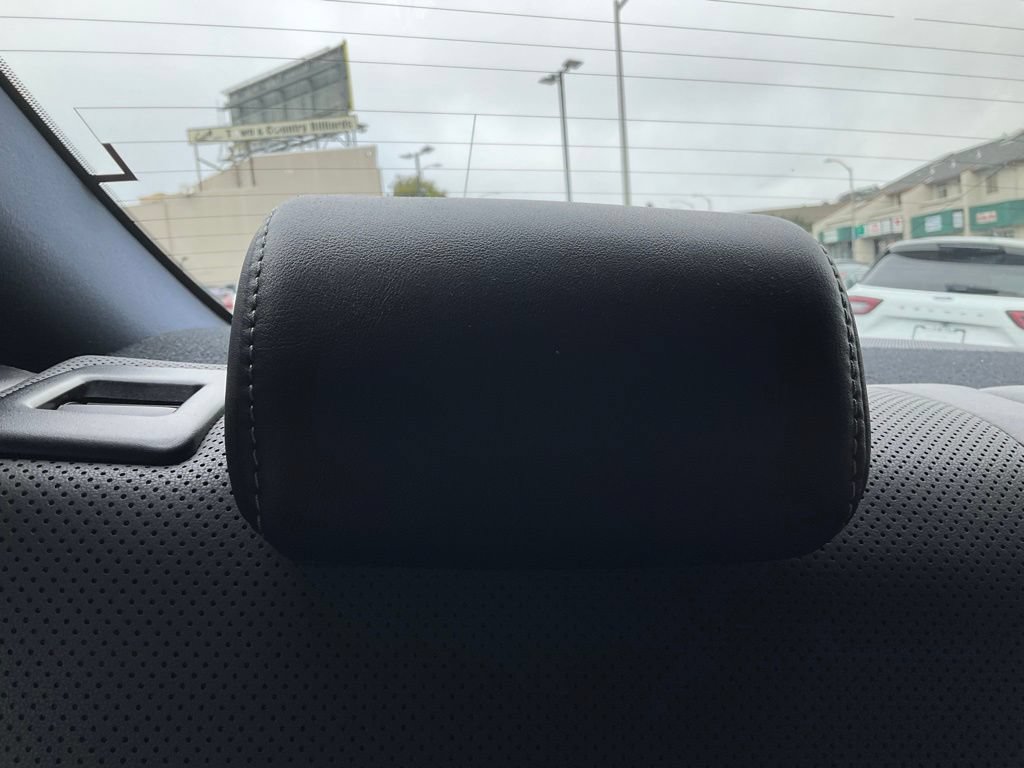 Used 2016 Lexus RC 200t RWD image 38