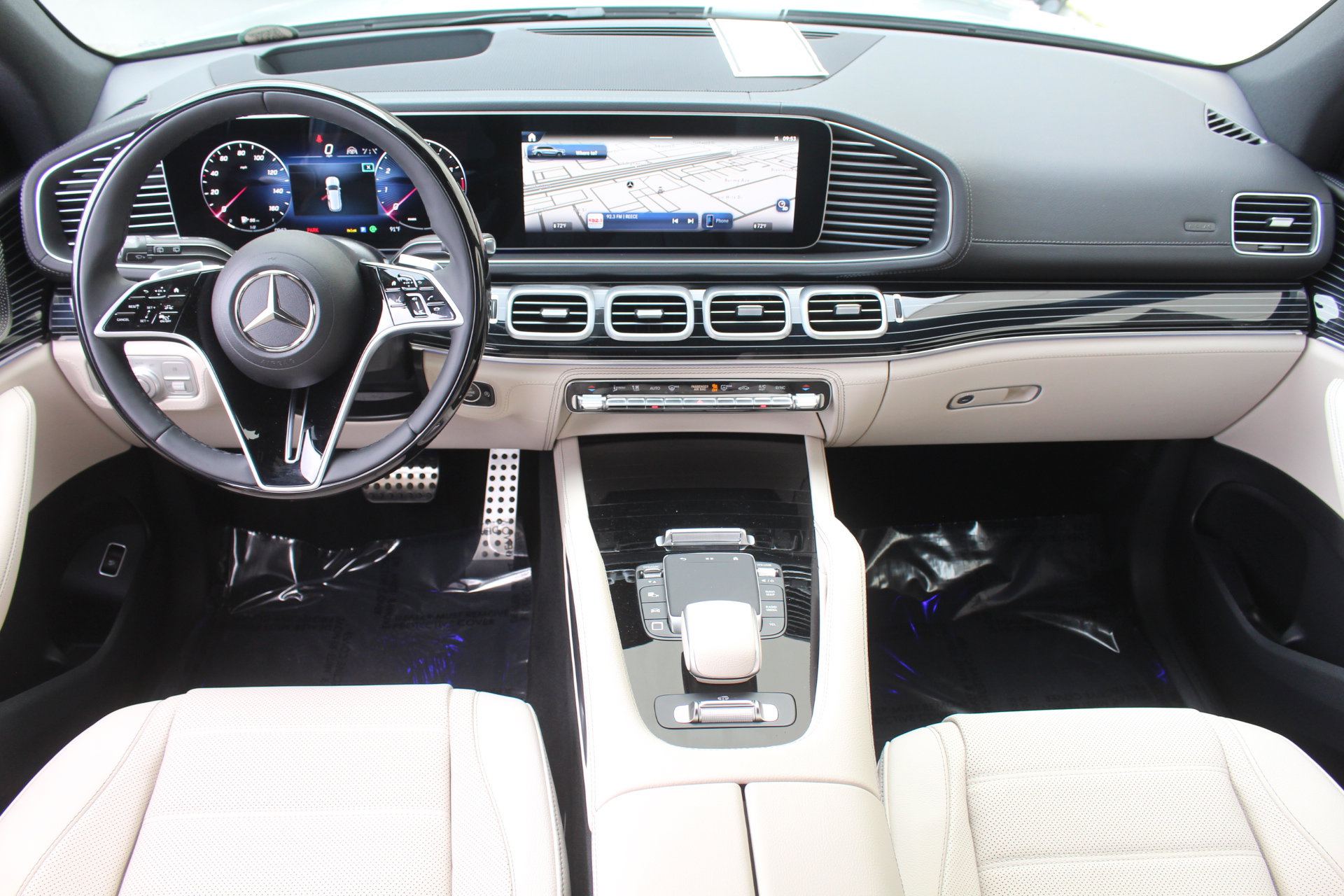 New 2026 Mercedes-Benz GLS 580 4MATIC image 19