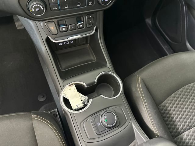 Used 2019 GMC Terrain SLE image 20