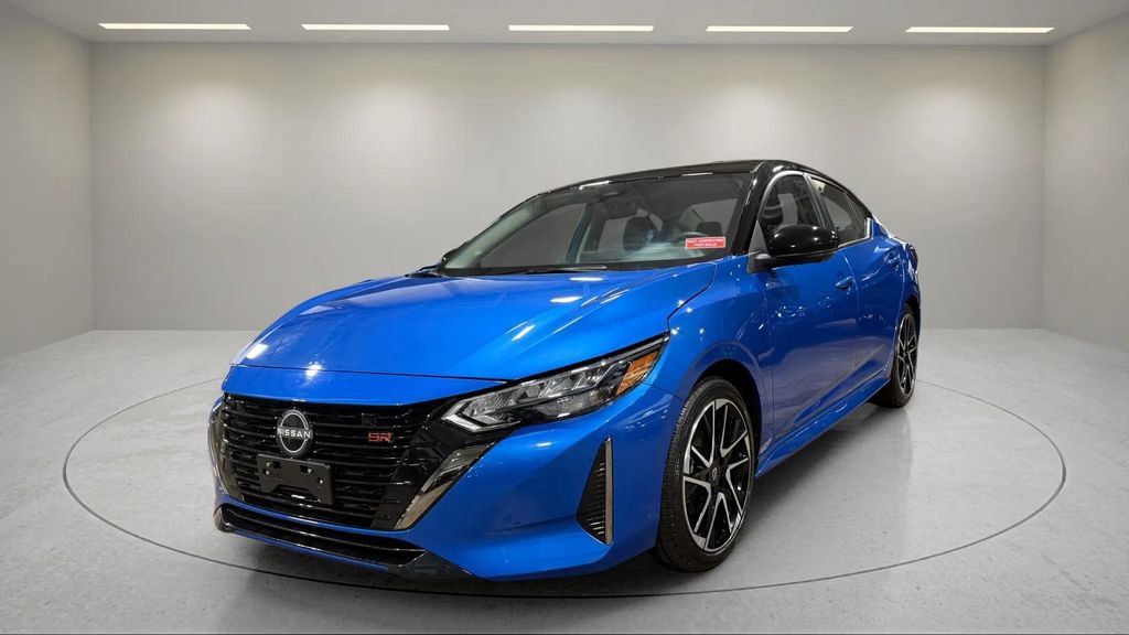 Used 2024 Nissan Sentra SR w/ SR Premium Package image 16