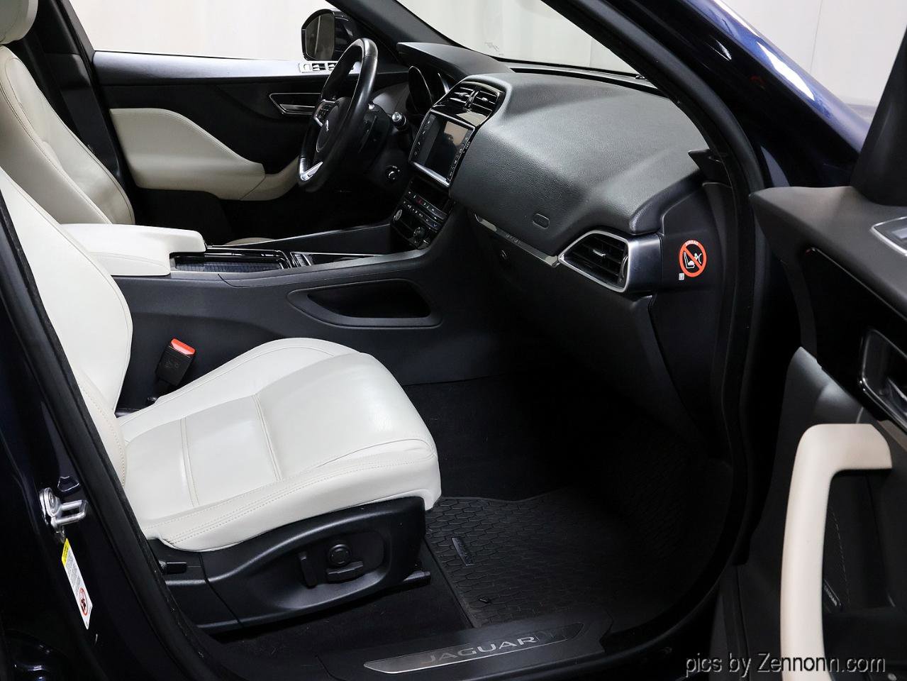 Used 2018 Jaguar F-PACE Prestige image 36