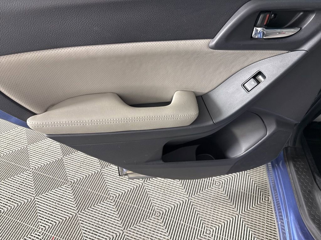 Used 2016 Subaru Forester 2.5i Limited AWD/4WD image 29