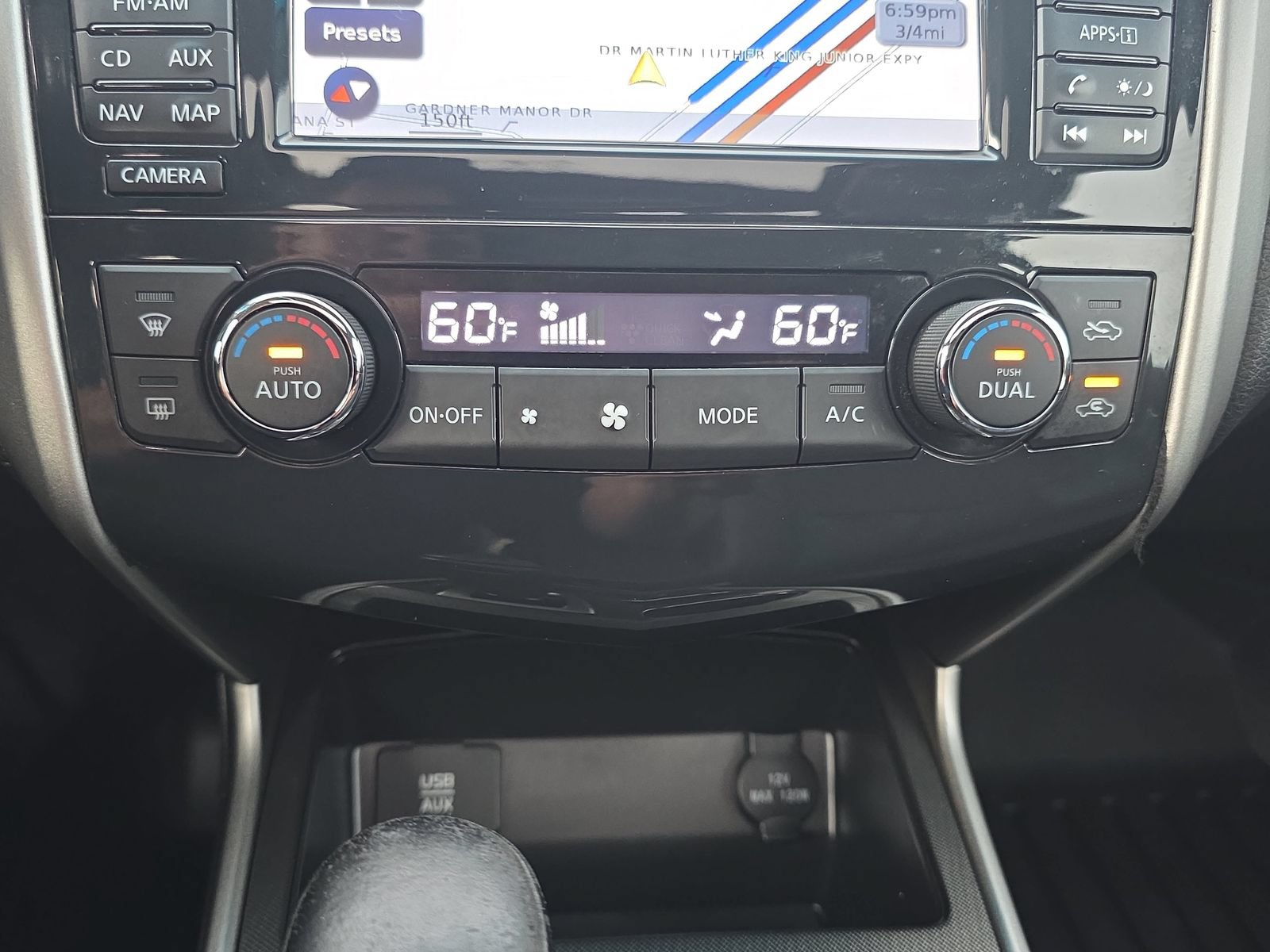 Used 2015 Nissan Altima 3.5 SL FWD image 23