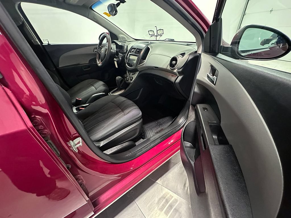 Used 2014 Chevrolet Sonic LT w/ LT Promotional Package FWD image 23