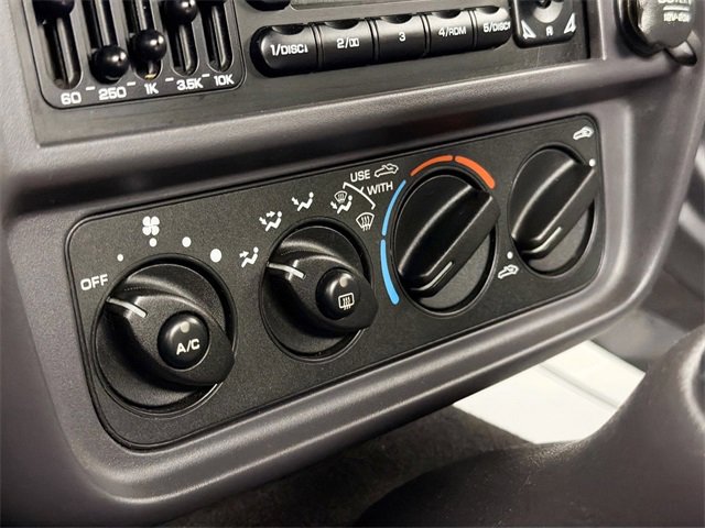 Used 2000 Plymouth Prowler image 13