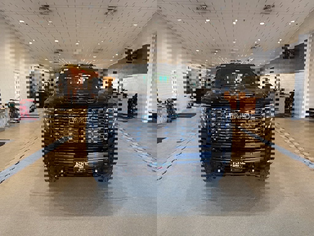 New 2026 GMC Sierra 3500 Denali Ultimate image 3