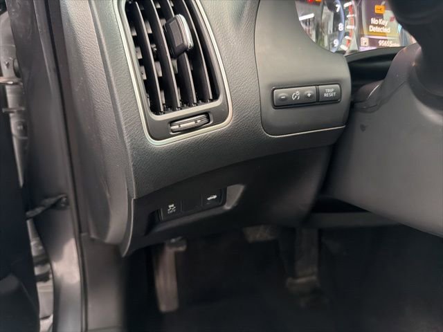 Used 2019 INFINITI Q50 Luxe w/ Essential Package (3.0T Luxe) image 19