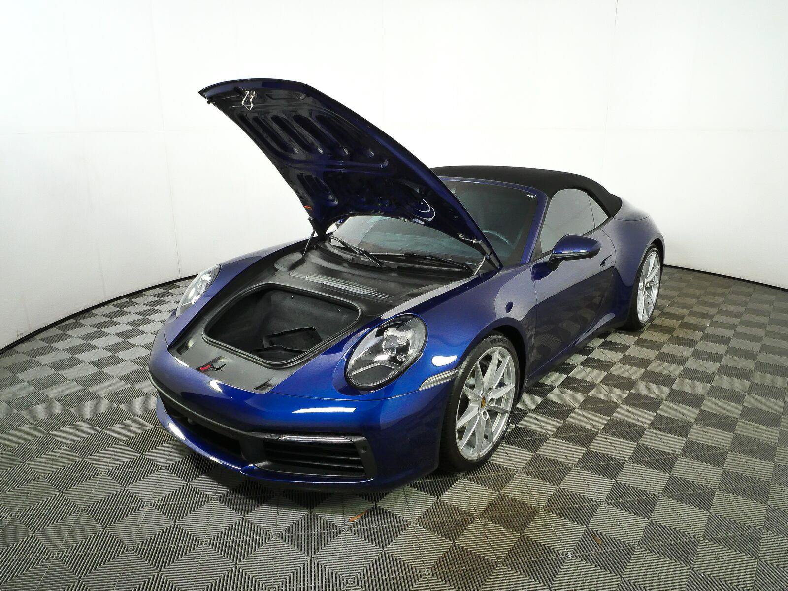 Certified 2023 Porsche 911 Carrera RWD image 26