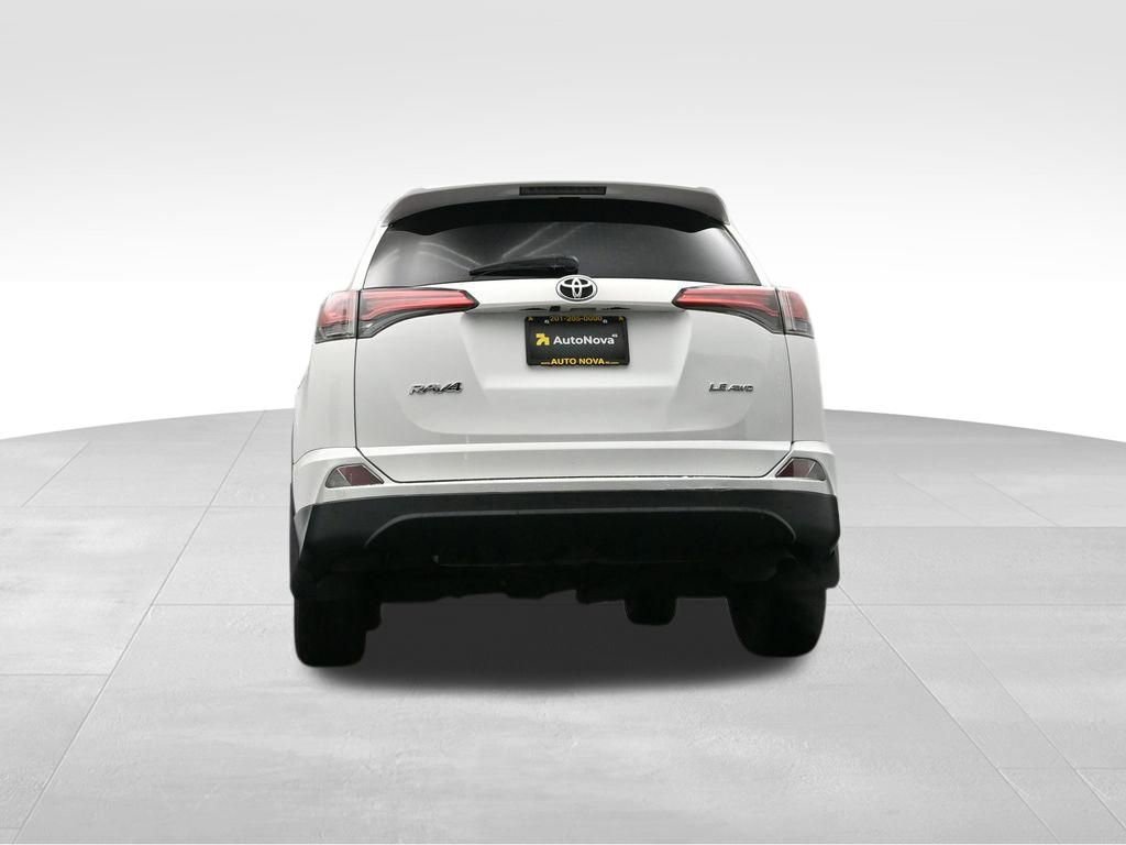 Used 2016 Toyota RAV4 LE image 35