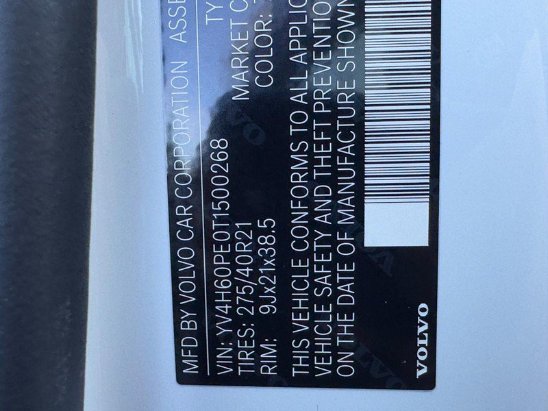 New 2026 Volvo XC90 T8 Plus w/ Protection Package Premier AWD/4WD image 17