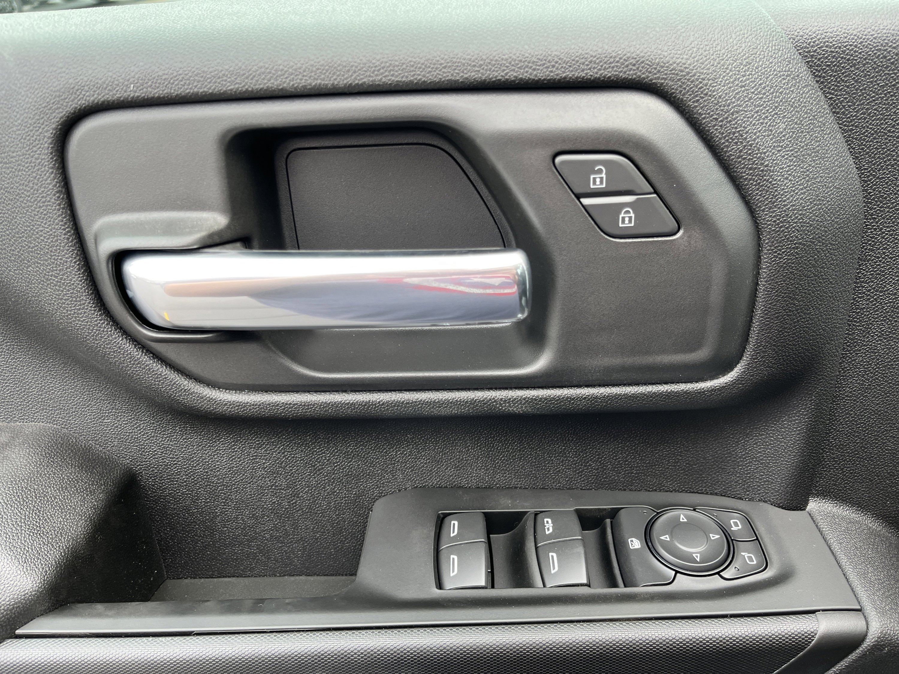 New 2026 Chevrolet Silverado 2500 Custom w/ Custom Convenience Package image 13