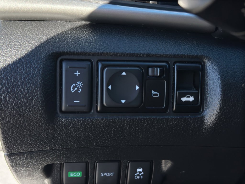 Used 2018 Nissan Sentra S image 21