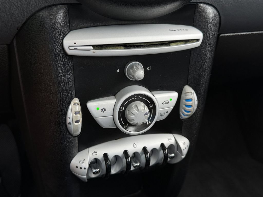 Used 2010 MINI Cooper Clubman Hardtop FWD image 28