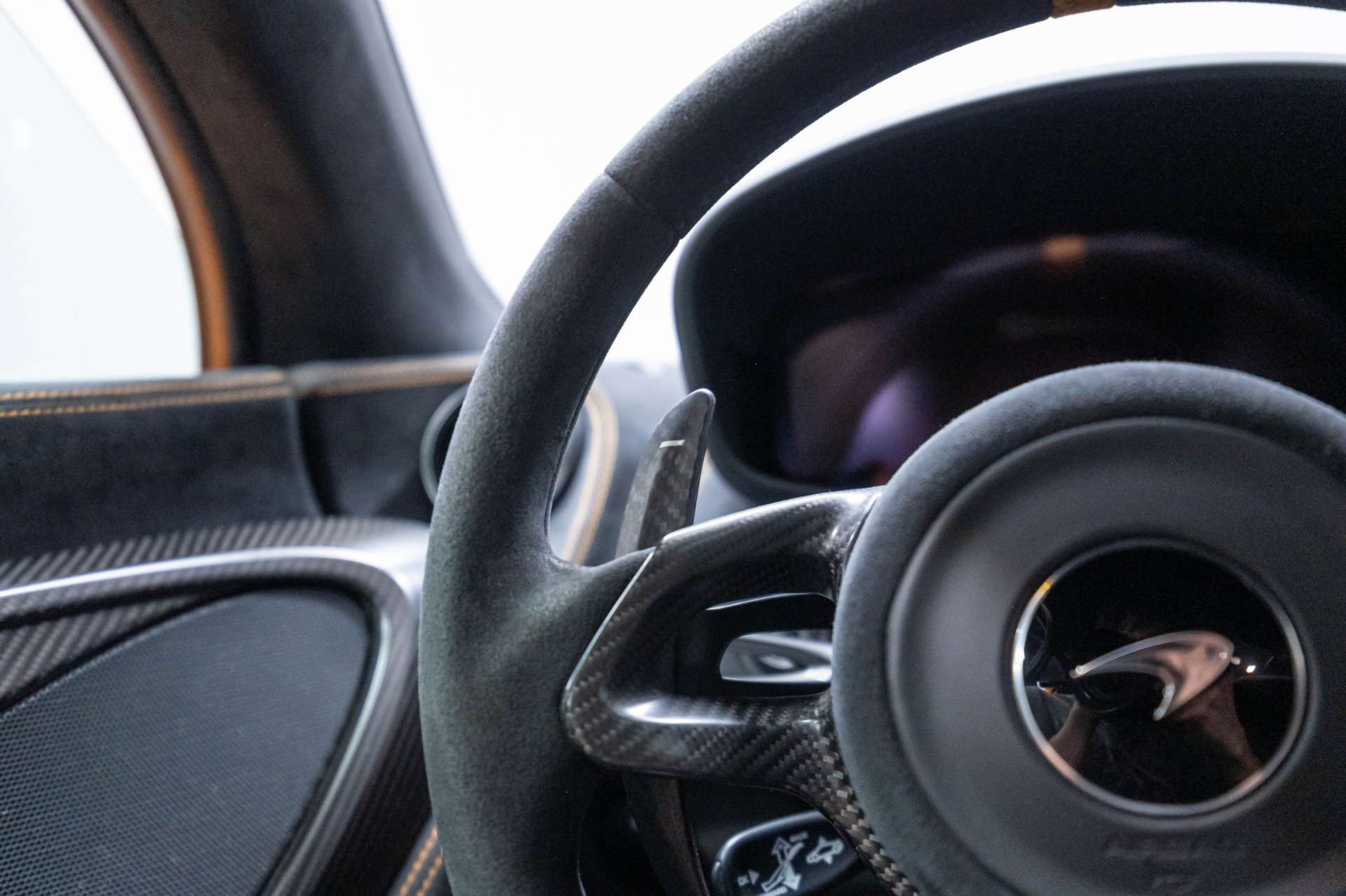 Used 2019 McLaren 600LT RWD image 12