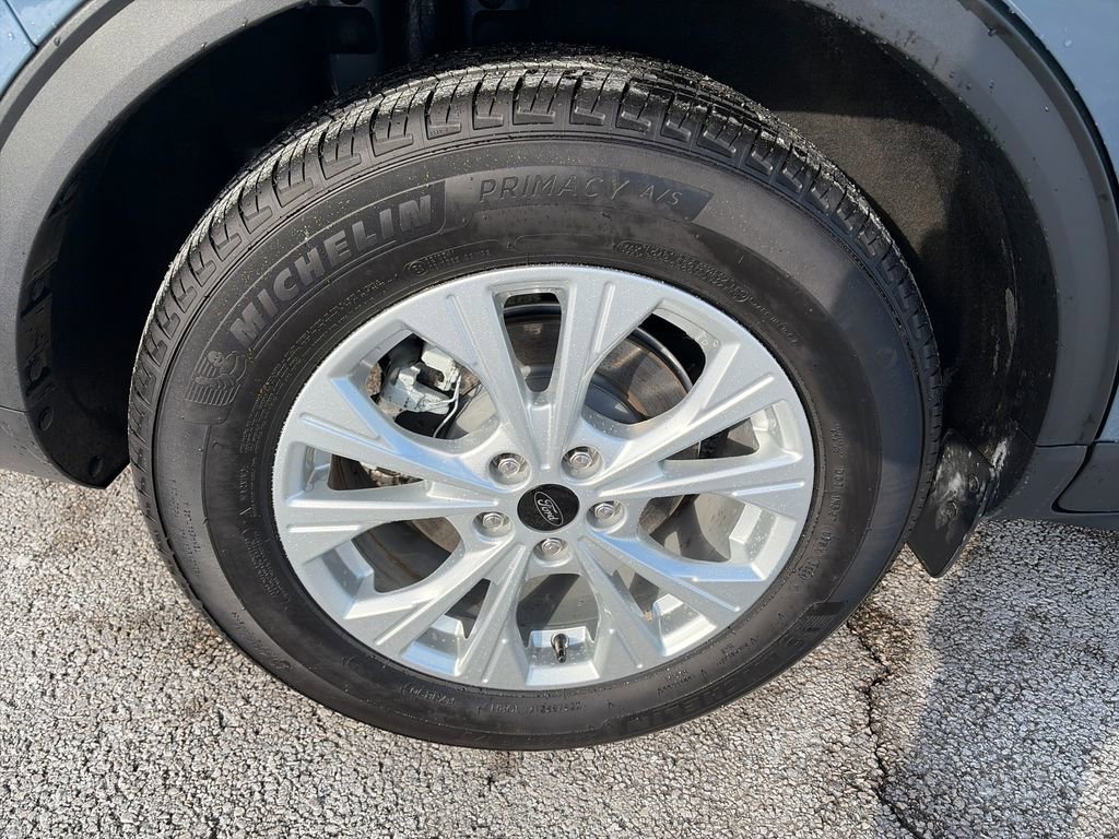 Used 2025 Ford Escape Active w/ Tech Pack #1 image 12