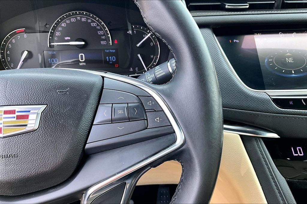 Used 2018 Cadillac XT5 FWD image 14