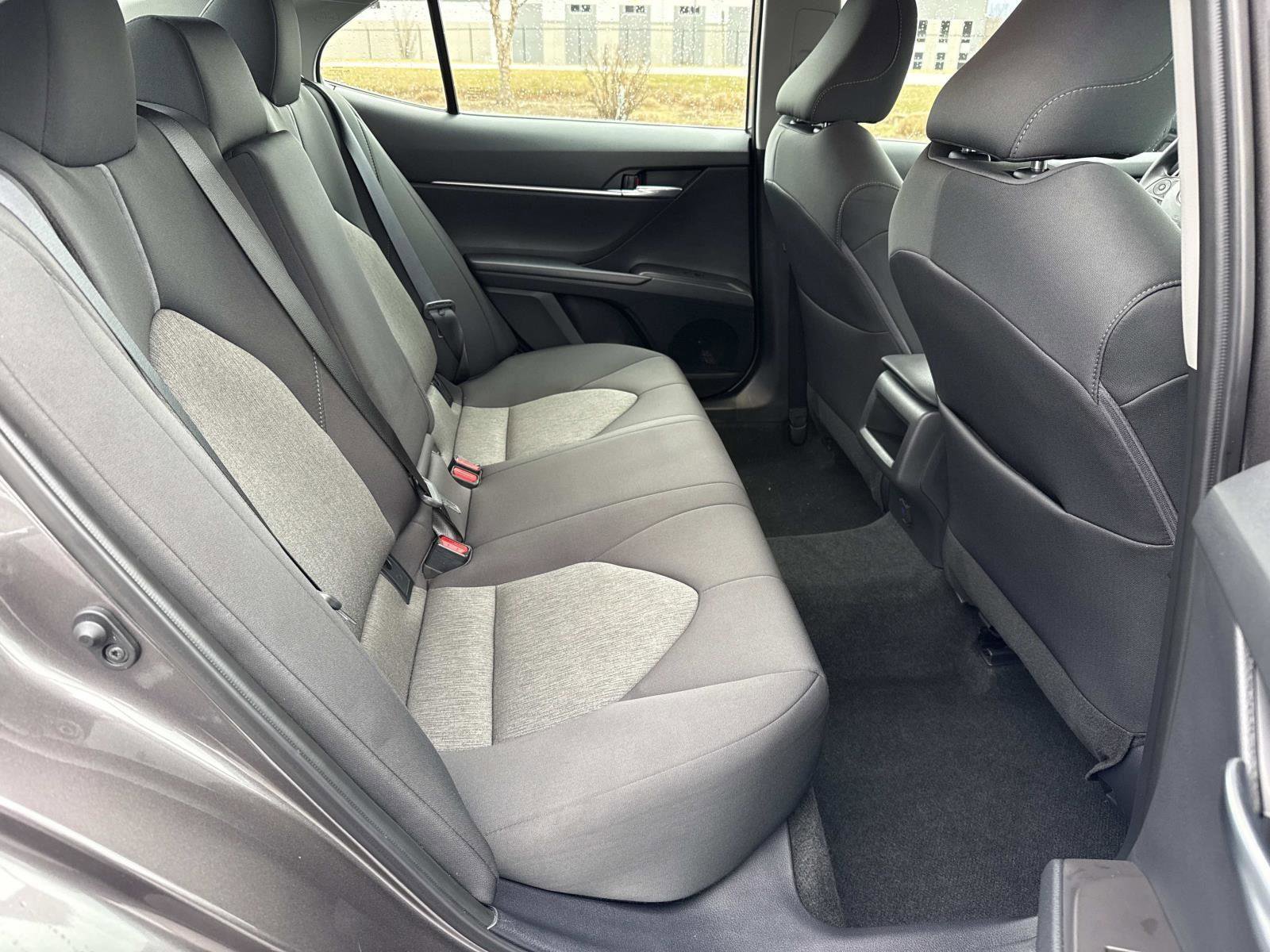 Used 2023 Toyota Camry LE image 19