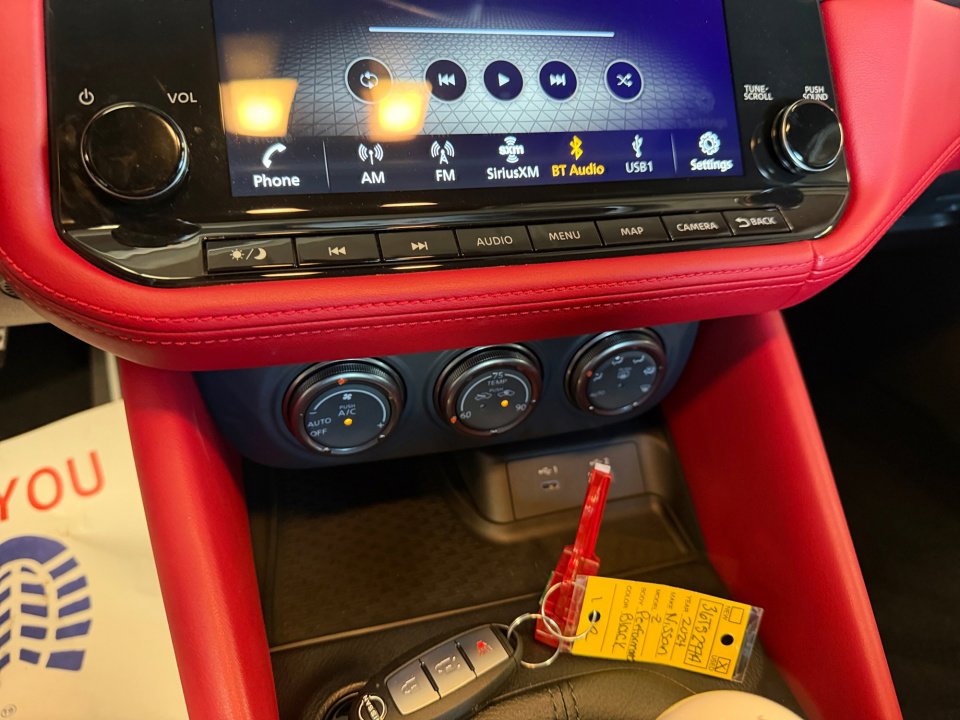 Used 2024 Nissan Z Performance w/ Floor Mat Package image 22