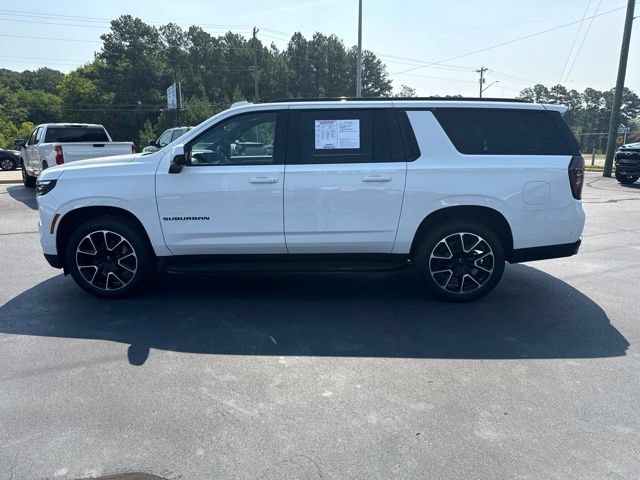 Used 2026 Chevrolet Suburban RST AWD/4WD image 2