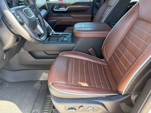 Used 2026 GMC Sierra 2500 Denali Ultimate AWD/4WD image 14