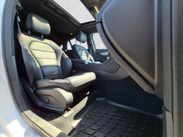 Used 2021 Mercedes-Benz GLC 300 4MATIC Coupe image 20