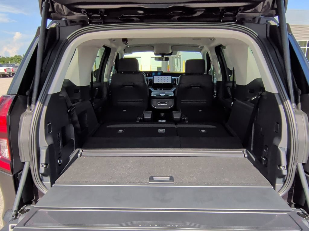 New 2026 Ford Expedition Active RWD image 45