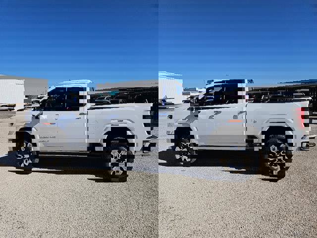 New 2026 GMC Sierra 2500 Denali w/ Denali Reserve Package image 2