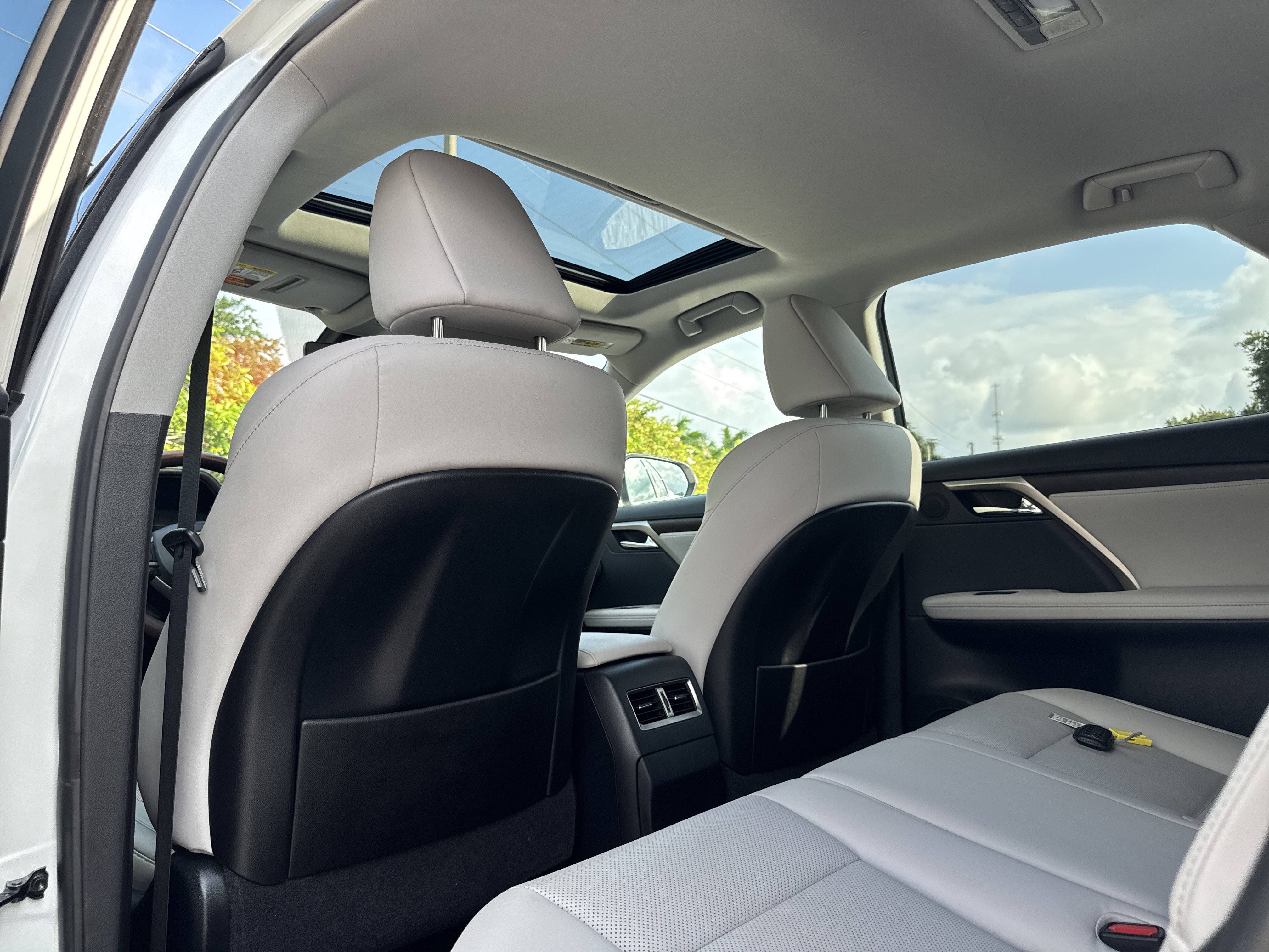 Used 2021 Lexus RX 350 FWD w/ Premium Package image 16