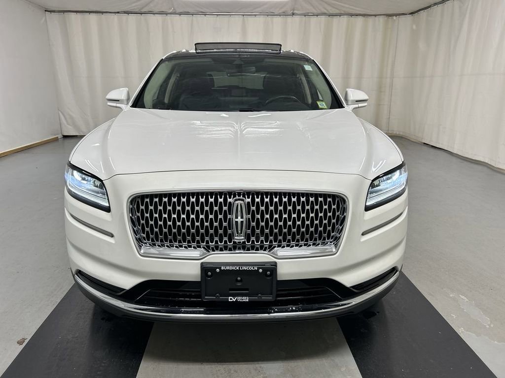 Used 2022 Lincoln Nautilus Reserve w/ Luxury Package image 3
