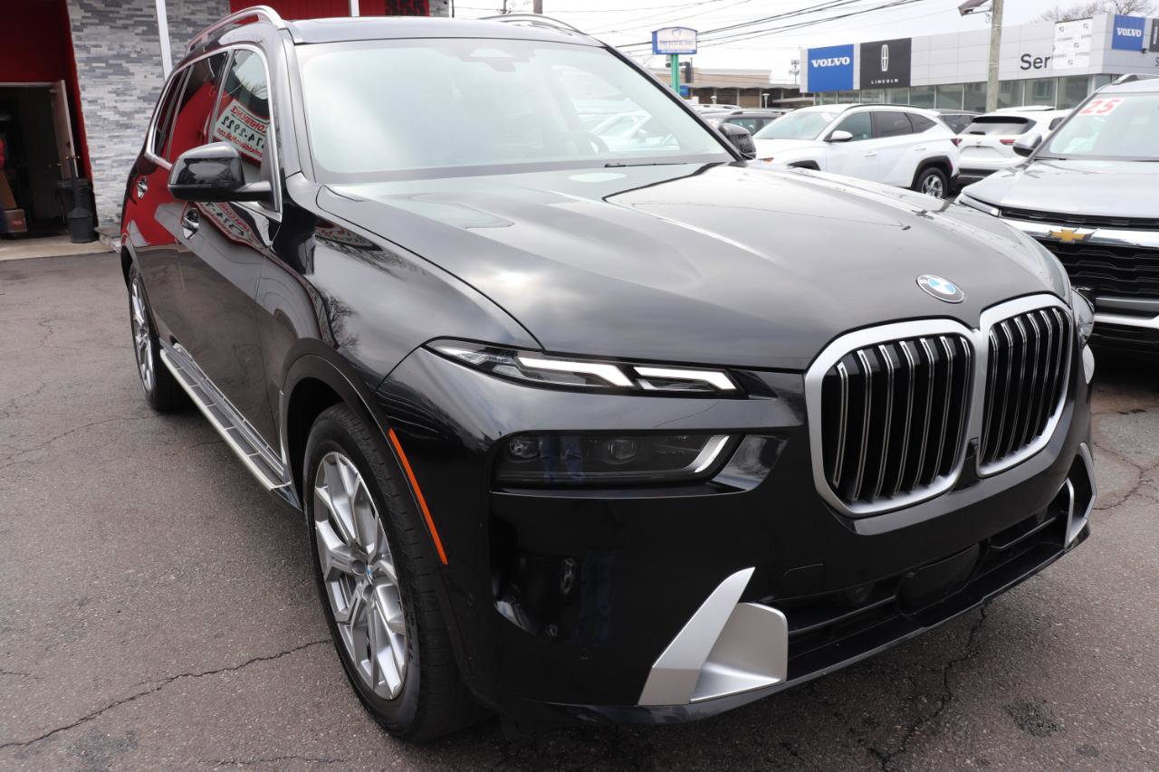 Used 2025 BMW X7 xDrive40i image 7