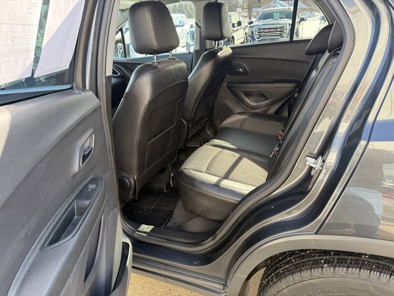 Used 2019 Chevrolet Trax LT w/ Driver Confidence Package AWD/4WD image 6
