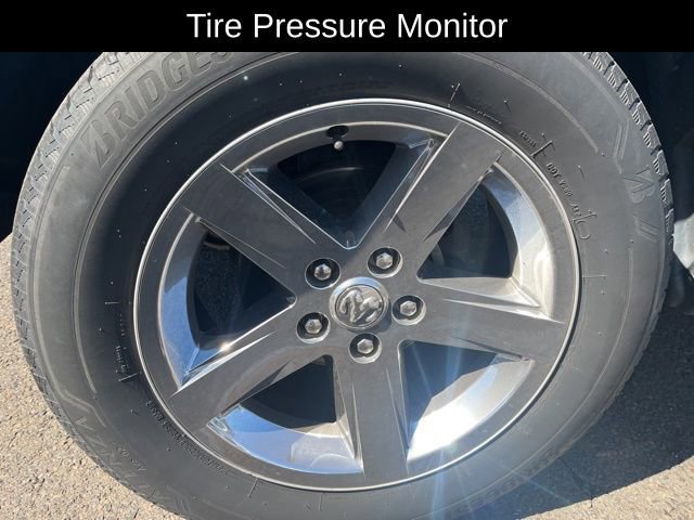 Used 2015 RAM 1500 Express image 4