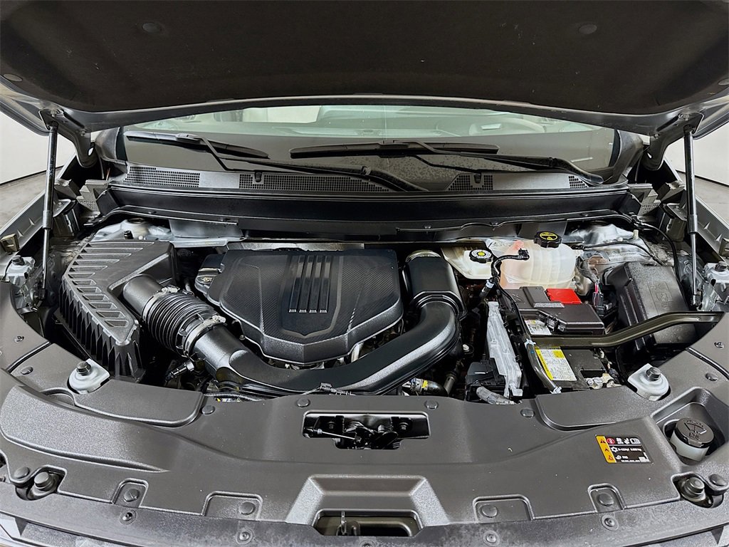 Certified 2025 Chevrolet Traverse LT image 29