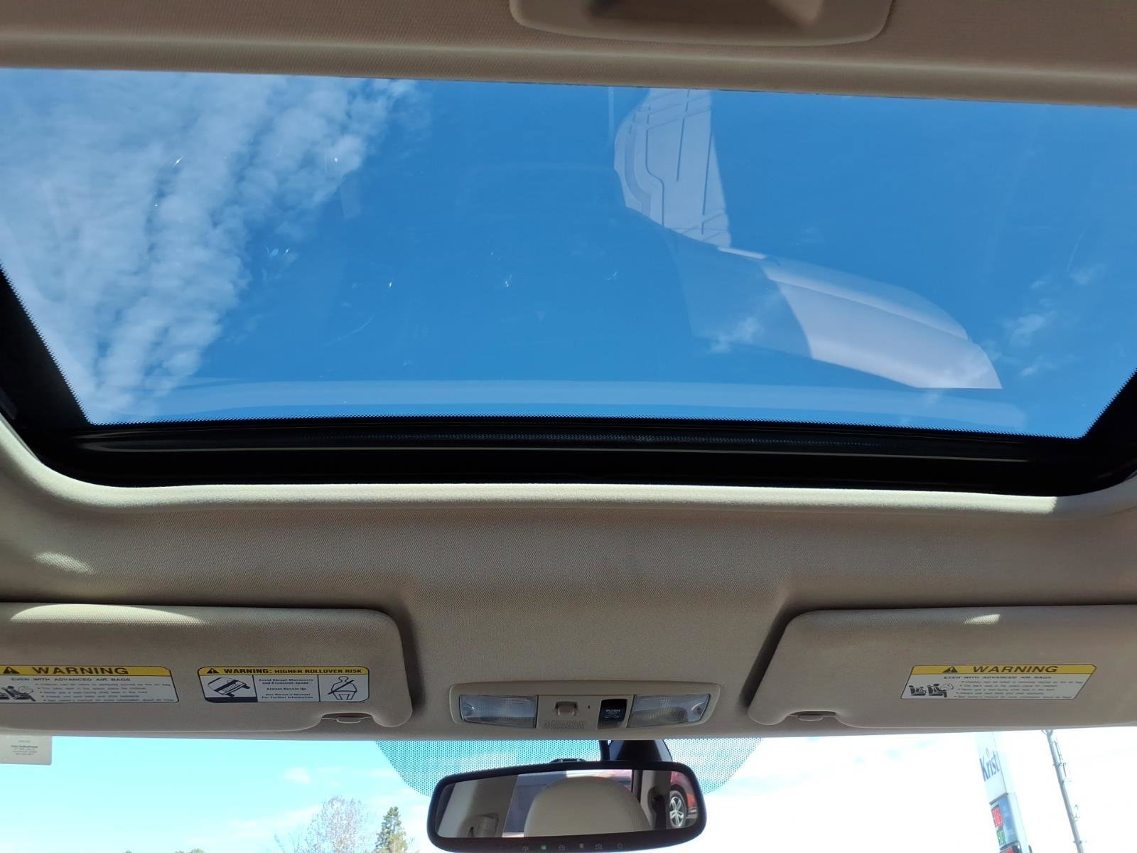 Used 2017 Mitsubishi Outlander SE AWD/4WD image 15