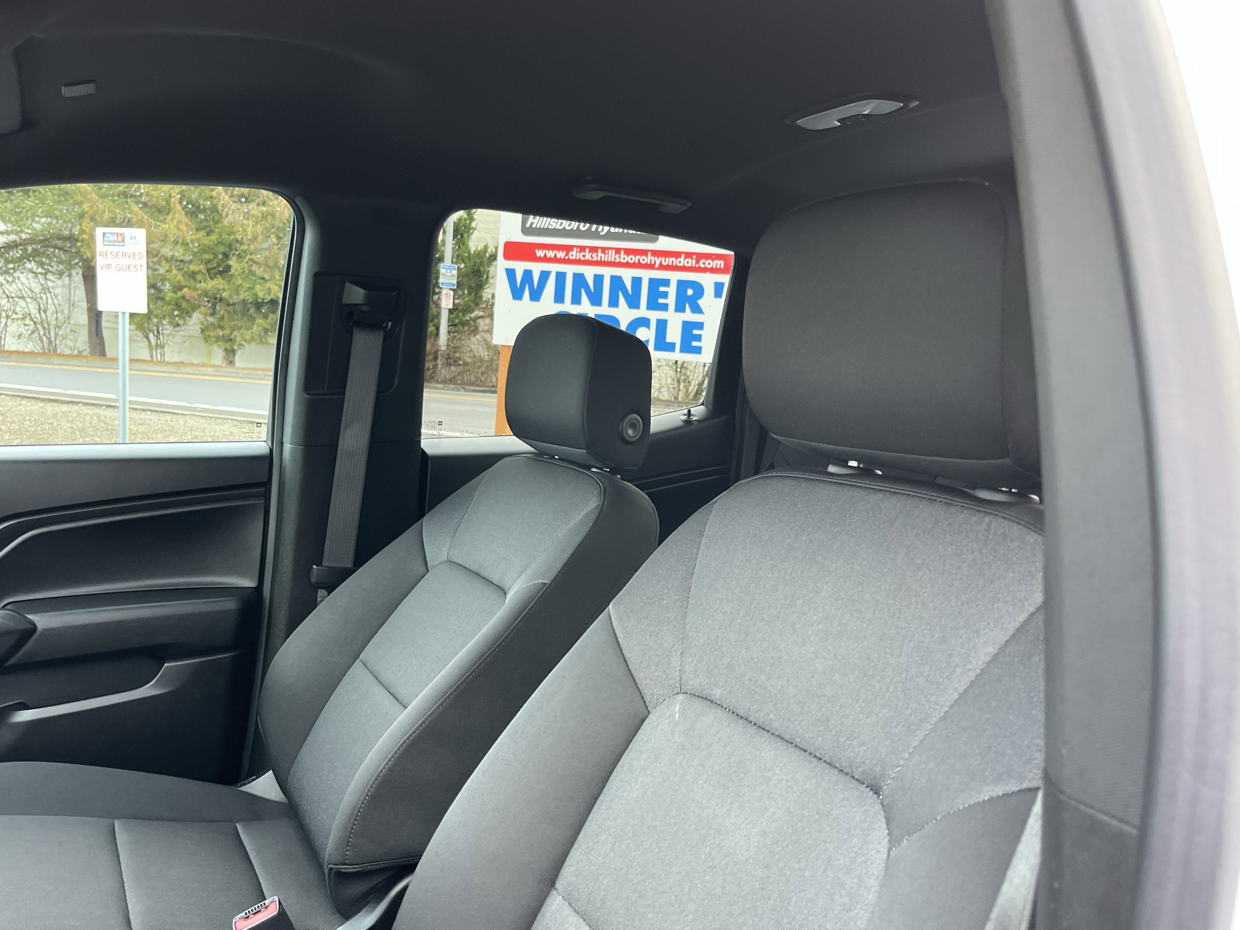 Used 2023 Chevrolet Colorado W/T image 24