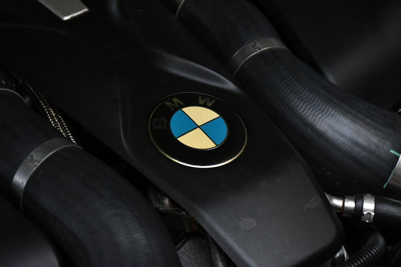 Used 2016 BMW 750i RWD image 15