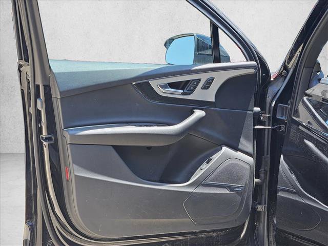 Used 2019 Audi Q7 2.0T Premium Plus w/ Premium Plus Package AWD/4WD image 12