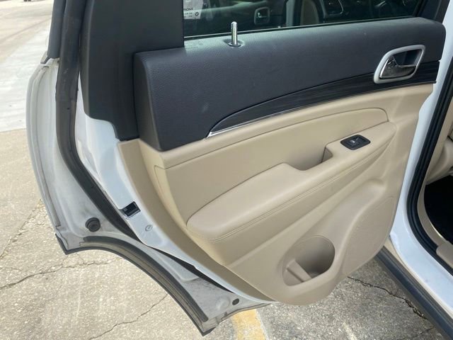 Used 2022 Jeep Grand Cherokee Limited w/ Tech Group image 32