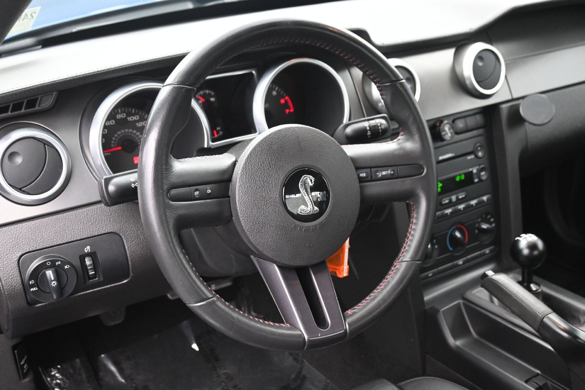 Used 2007 Ford Mustang Shelby GT500 RWD image 18