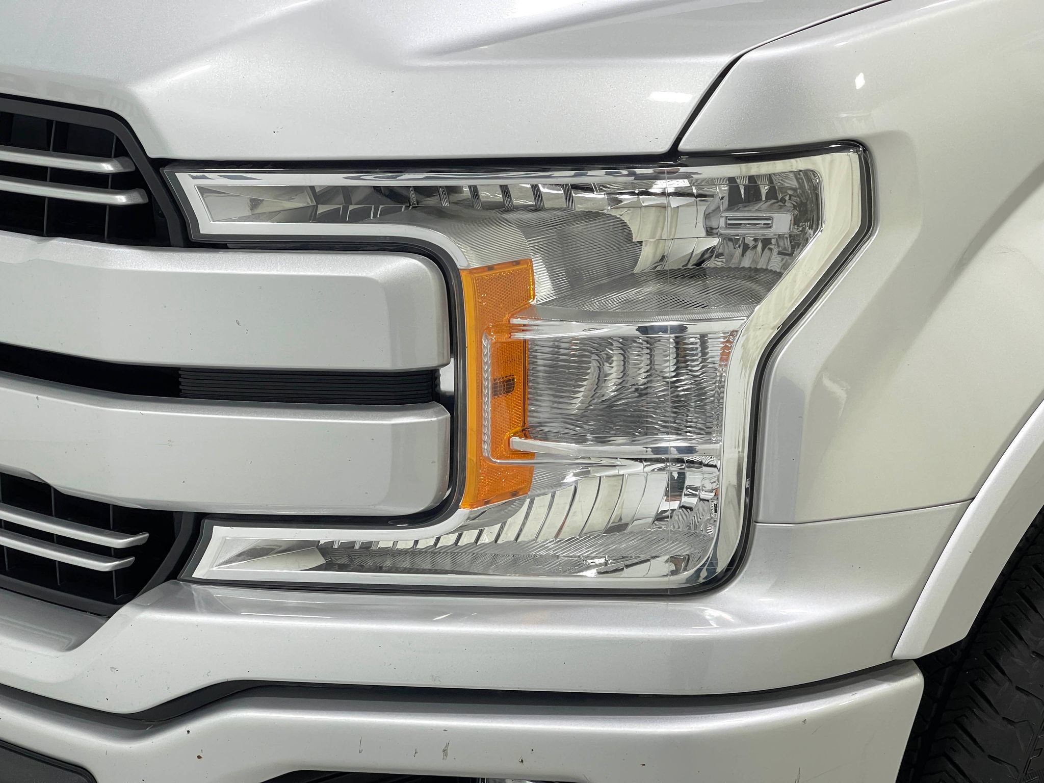 Used 2018 Ford F150 Lariat w/ Equipment Group 501A Mid AWD/4WD image 33