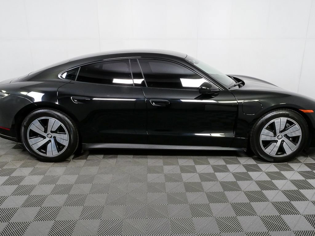 Certified 2023 Porsche Taycan image 27