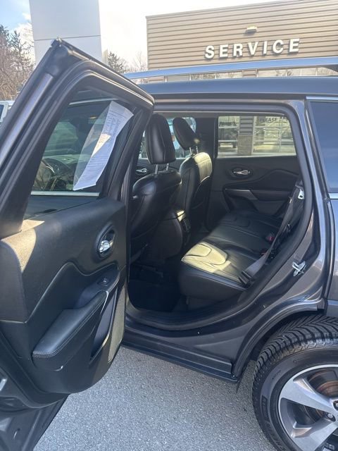 Used 2019 Jeep Cherokee Limited image 22