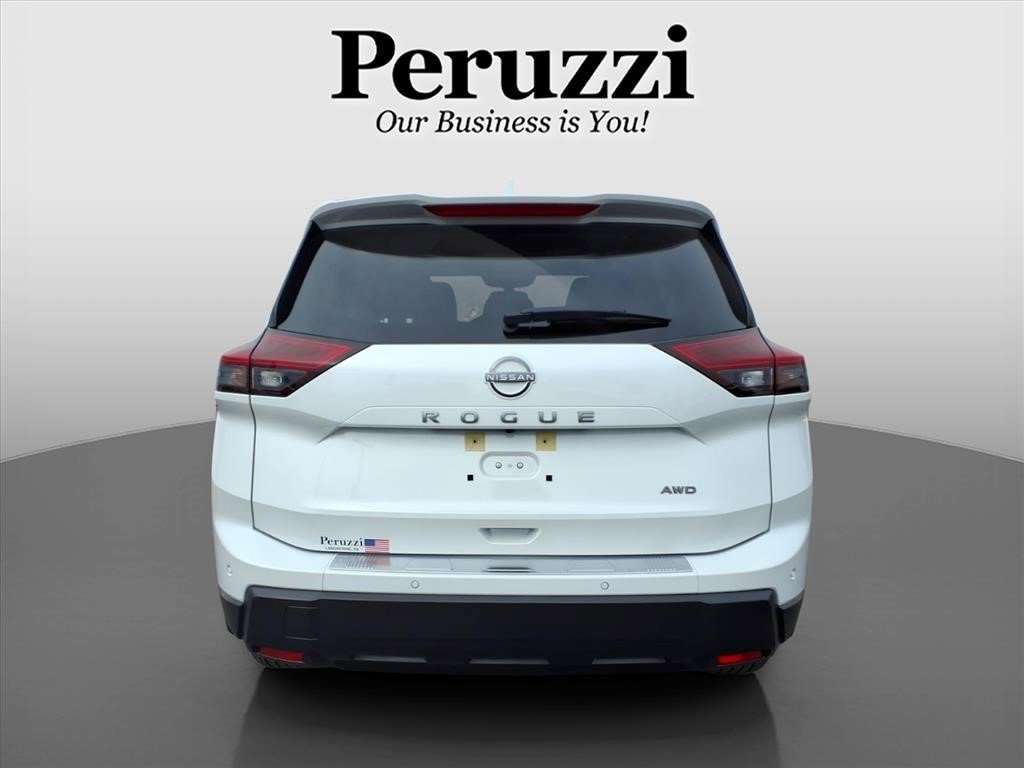 Used 2025 Nissan Rogue SV AWD/4WD image 4