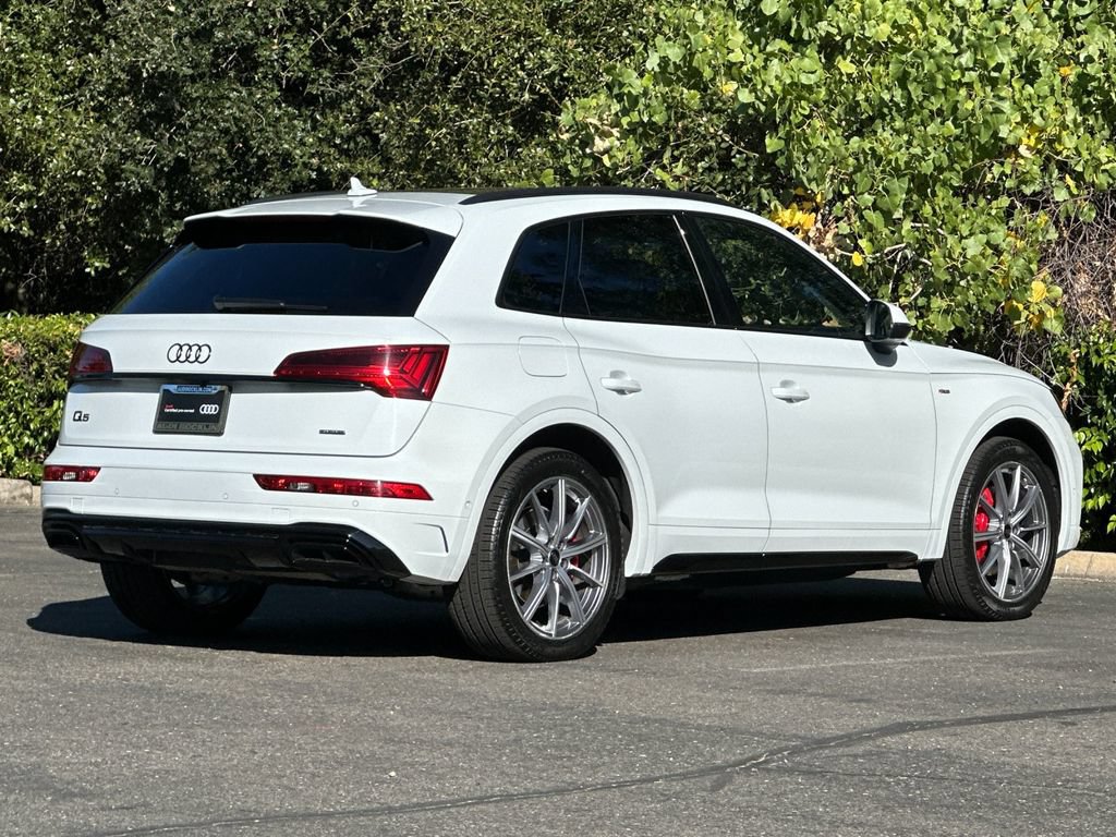 Certified 2024 Audi Q5 e Prestige w/ Prestige Package AWD/4WD image 5